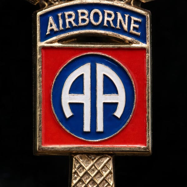 🪂U.S. Army 82nd Airborne Division Tribute Metal Car Emblem